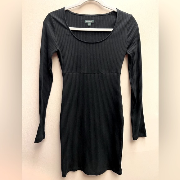 EUC Wild Fable Long sleeve Fitted Dress- Black ribbed design & scoop neck Small - Picture 1 of 6